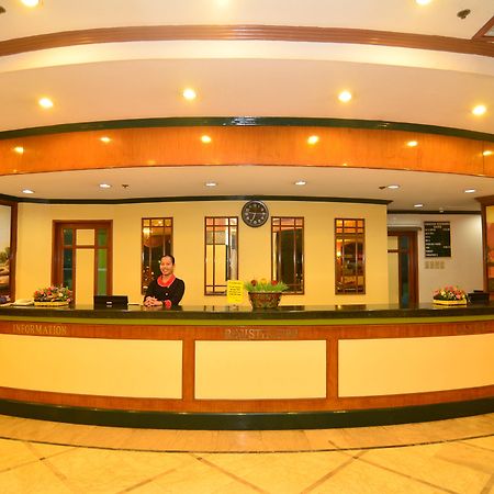 Holiday Plaza Hotel Cebu Eksteriør billede