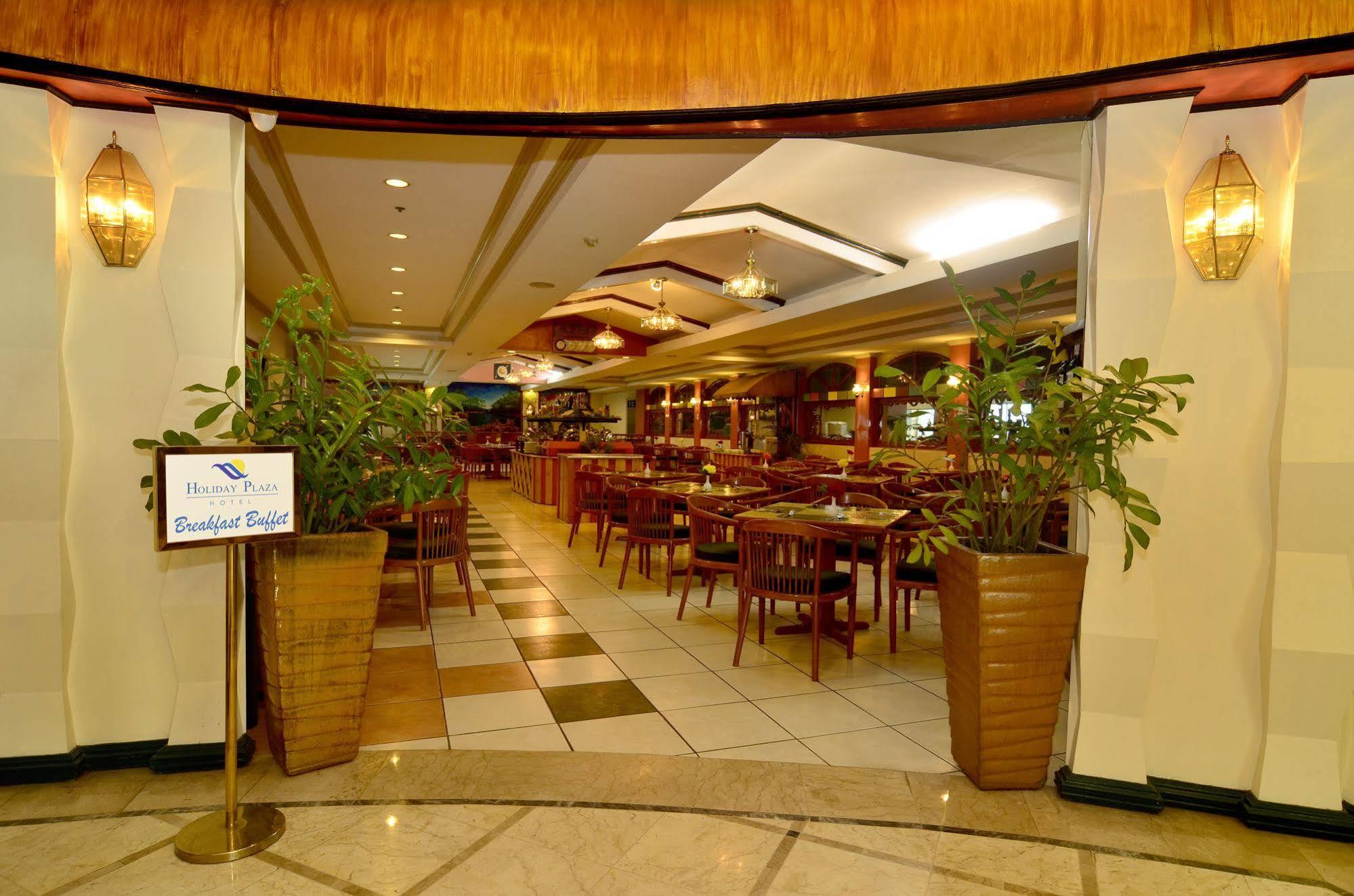 Holiday Plaza Hotel Cebu Eksteriør billede